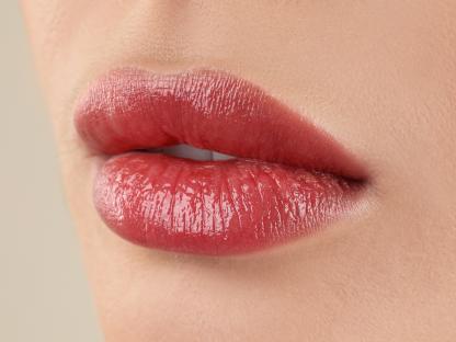 Lippenfalten behandeln